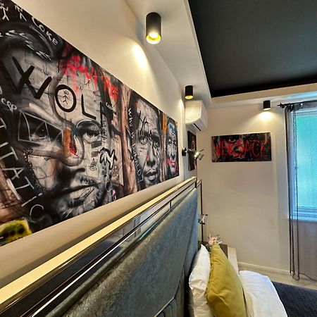 The Fame - Modern Studio In Top Location & Parking Craiova Luaran gambar